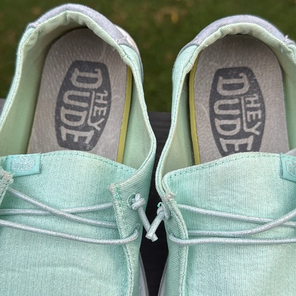 Hey Dude Girls Wendy Glitter Shoes (Color: Moon Stone)(Size: Y5 or L6) EUC - Picture 11 of 14